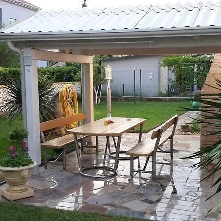 Ema Apartament