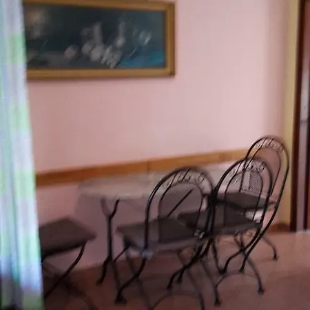 Ema Apartman *